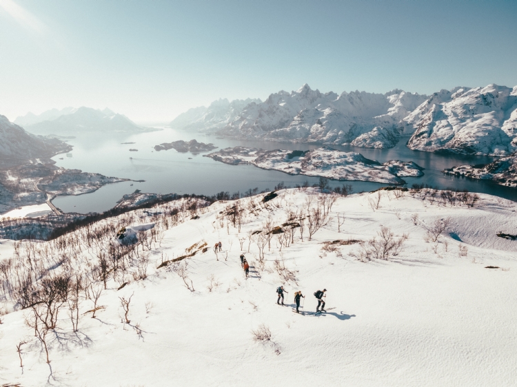 Upplev bergen på Lofoten i kombination med mat av Dante Zia.