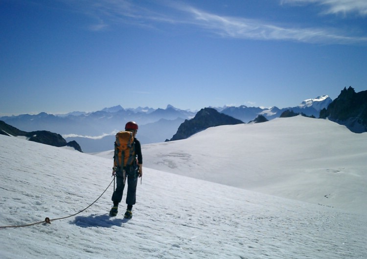 På väg över Glaciär du Tour.      Foto: Andreas Bengtsson